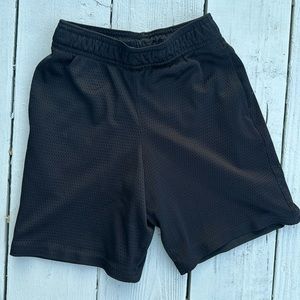C9 by Champion 6/7 Small black mesh lined shorts